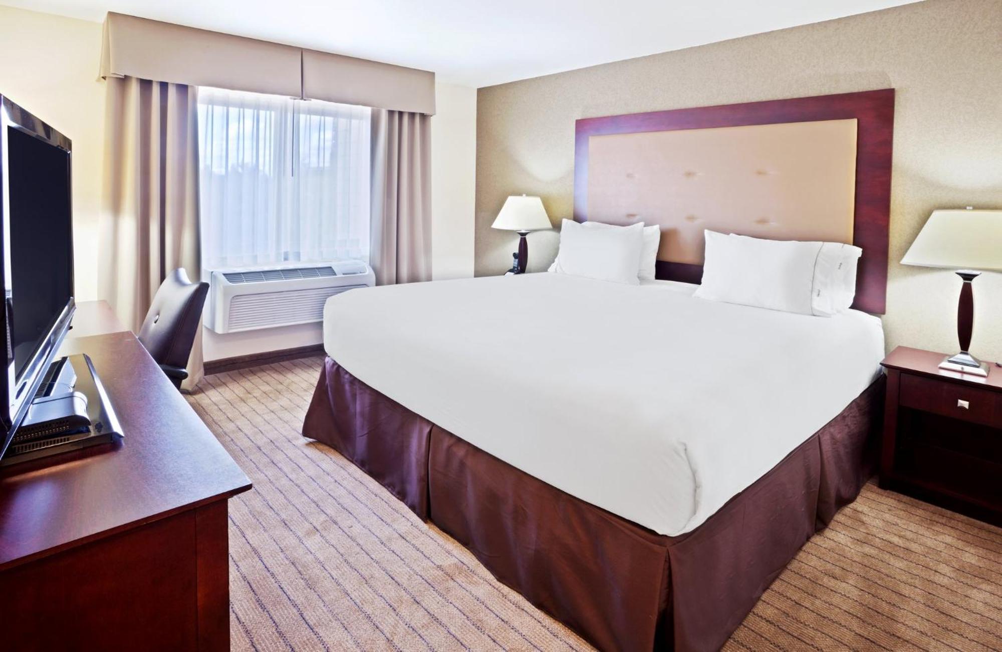 Holiday Inn Express Portland South - Lake Oswego By Ihg Exterior photo