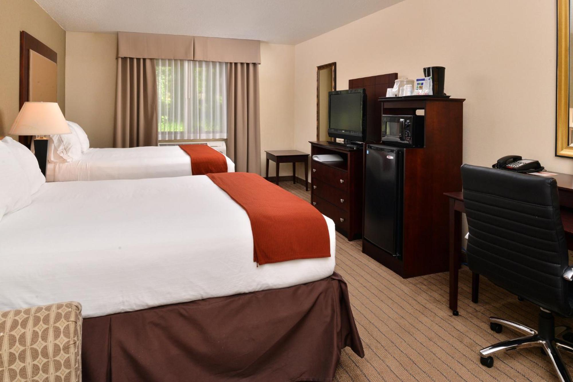 Holiday Inn Express Portland South - Lake Oswego By Ihg Exterior photo